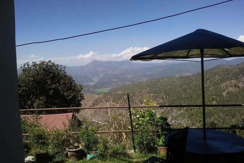 The Royal Mountain Hotel Ranikhet Exterior foto